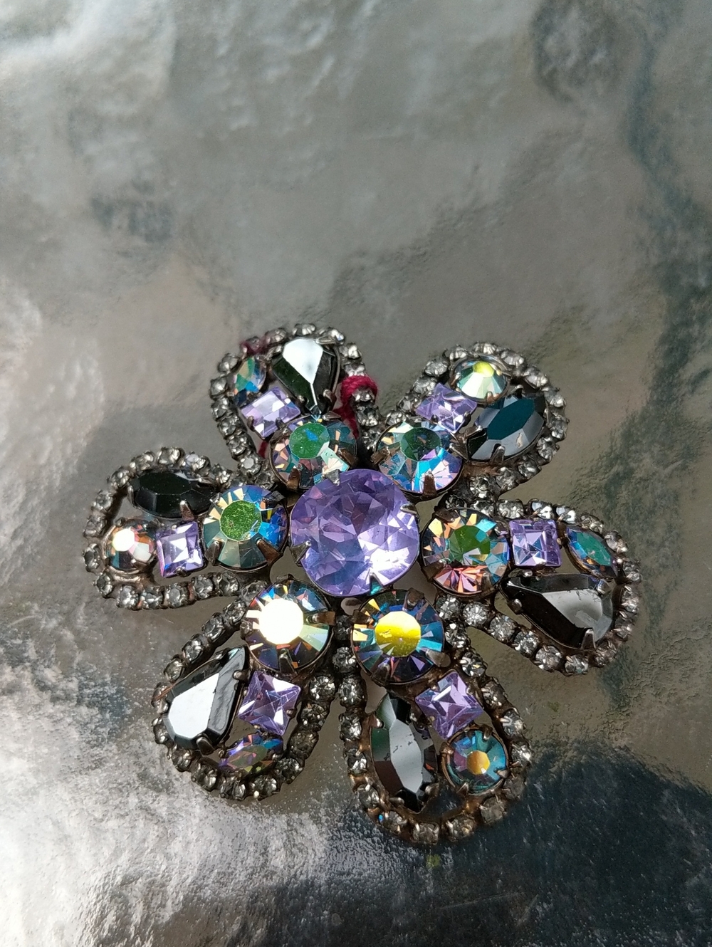 Sorrelli Pin